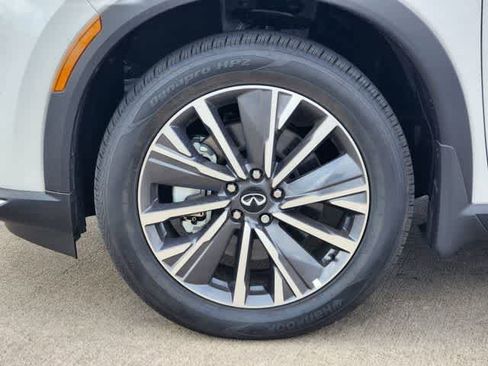 Certified 2026 INFINITI QX60 Luxe w/ Cargo Package FWD image 8