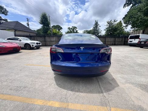 Used 2023 Tesla Model 3 Standard Range RWD image 5