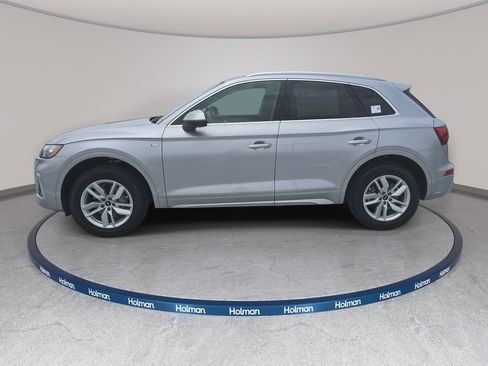Certified 2023 Audi Q5 2.0T Premium w/ Convenience Package AWD/4WD image 10