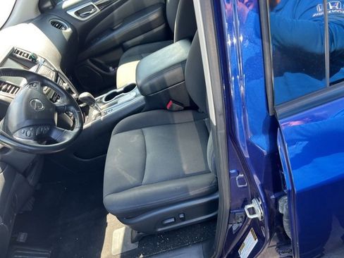 Used 2020 Nissan Pathfinder SV FWD image 9