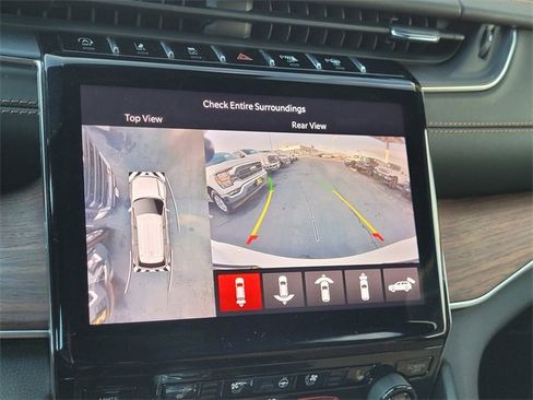 Certified 2021 Jeep Grand Cherokee L Summit w/ Luxury Tech Group V image 10