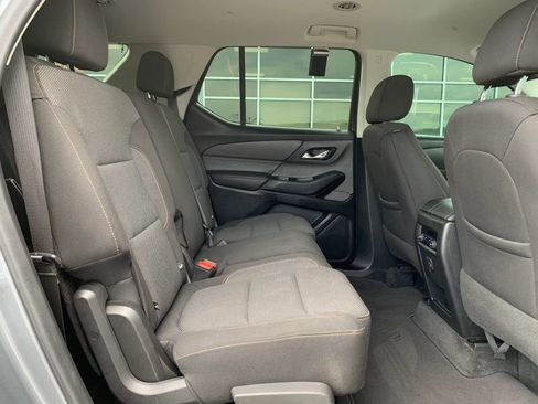 Used 2020 Chevrolet Traverse LS AWD/4WD image 27