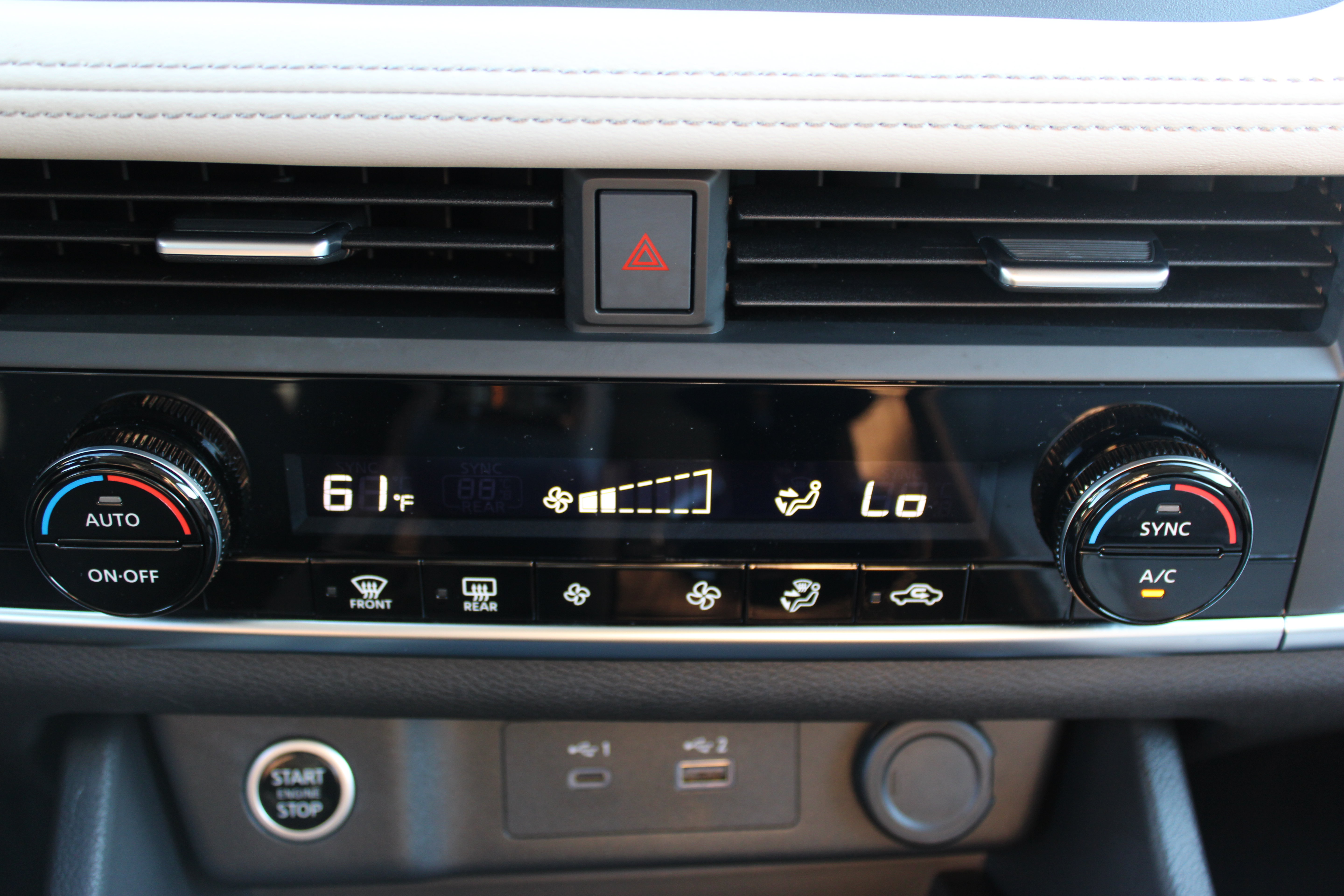 Used 2023 Nissan Rogue SV AWD/4WD image 17
