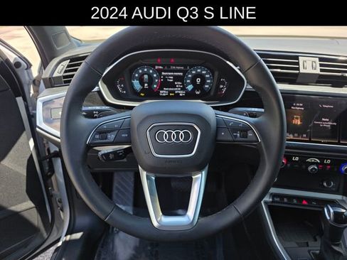 Used 2024 Audi Q3 2.0T Premium Plus w/ Premium Plus Package AWD/4WD image 27