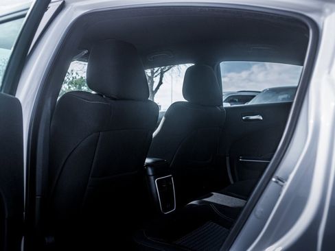 Used 2023 Dodge Charger SXT image 28