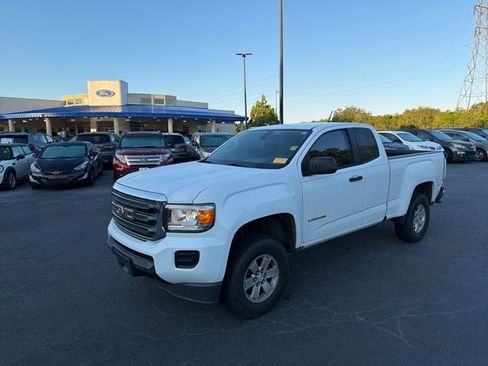 Used 2020 GMC Canyon W/T w/ Convenience Package RWD image 12
