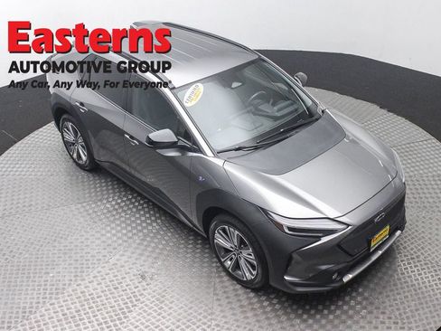 Used 2023 Subaru Solterra AWD image 3