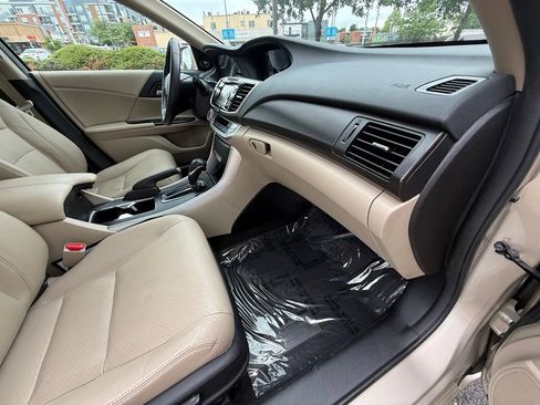 Used 2015 Honda Accord EX-L image 43