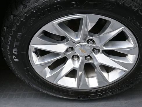 Used 2021 Chevrolet Tahoe Premier w/ Premium Package AWD/4WD image 31