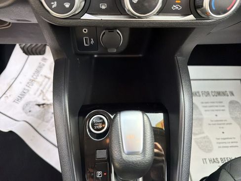 Used 2021 Nissan Kicks S FWD image 28