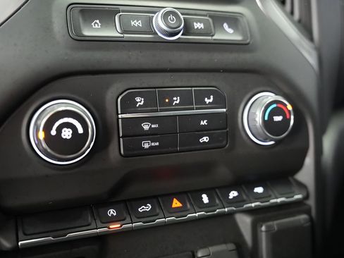 Used 2021 Chevrolet Silverado 1500 Custom RWD image 20