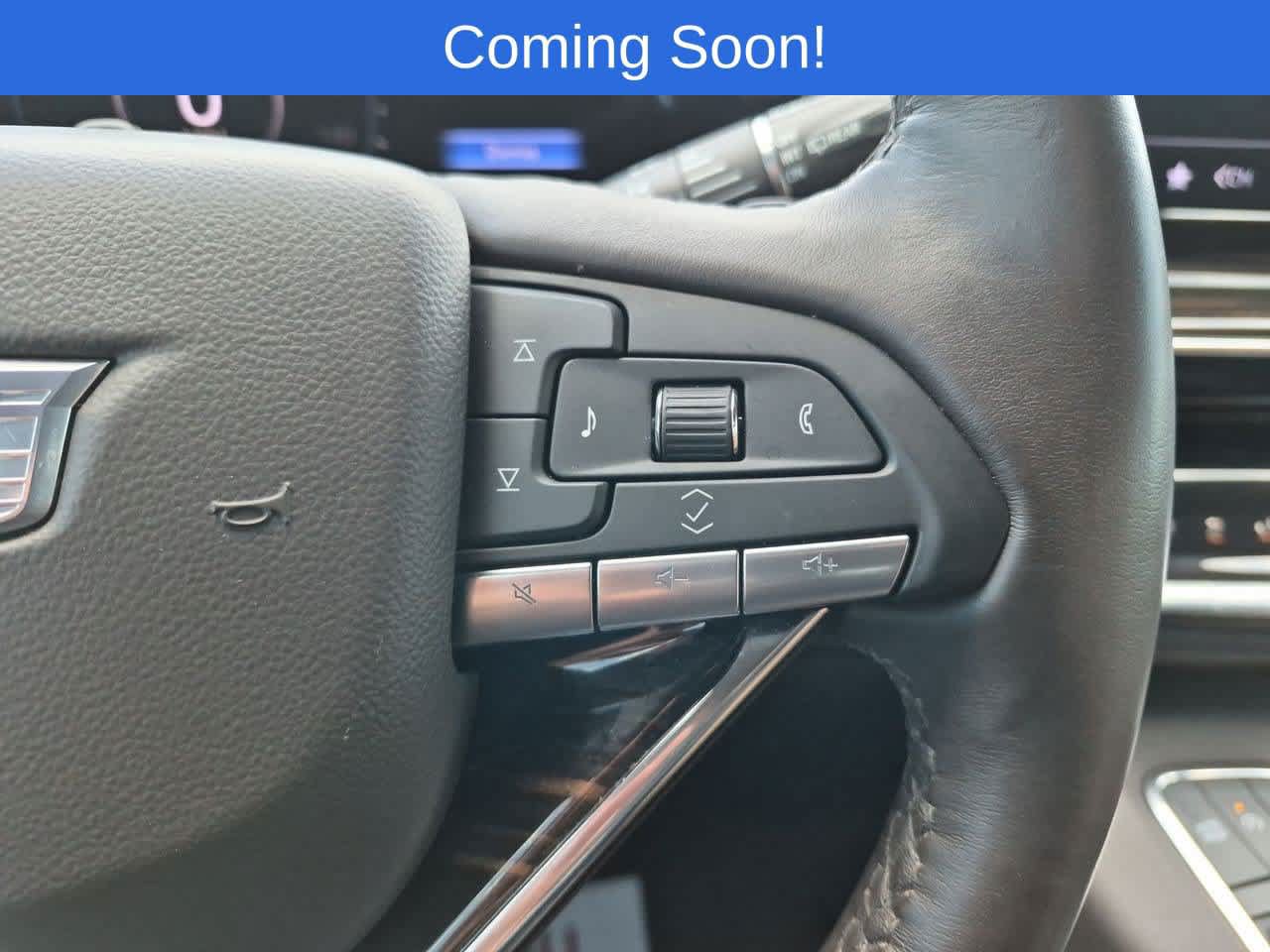 Used 2024 Cadillac Escalade ESV Sport w/ LPO, ONYX Package AWD/4WD image 28
