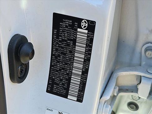 Used 2023 Toyota Corolla LE image 20