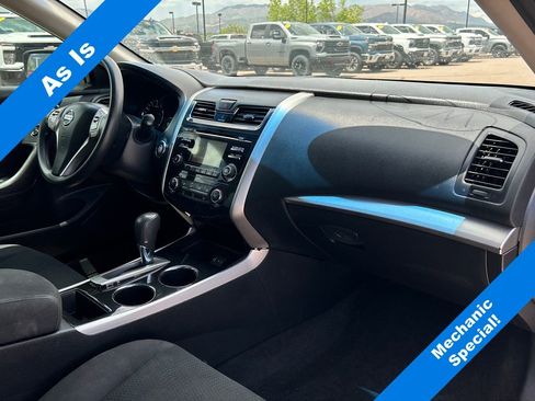 Used 2014 Nissan Altima 2.5 S w/ Display Audio Package FWD image 13