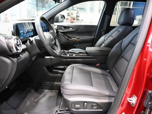 New 2026 Chevrolet Equinox LT image 9