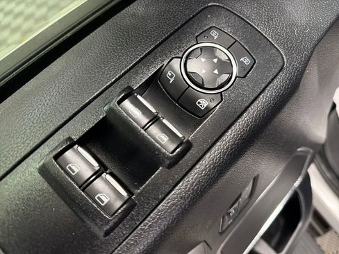 Used 2017 Ford F150 Platinum image 15