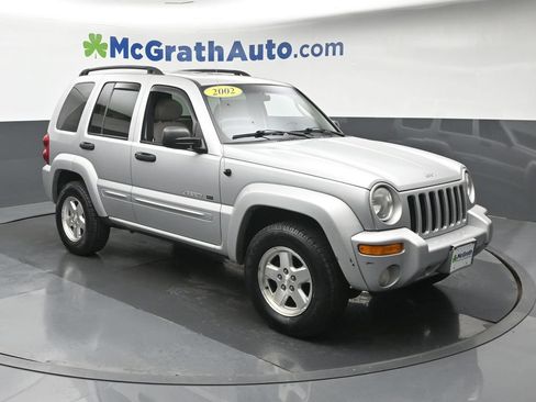 Used 2002 Jeep Liberty Limited AWD/4WD image 2