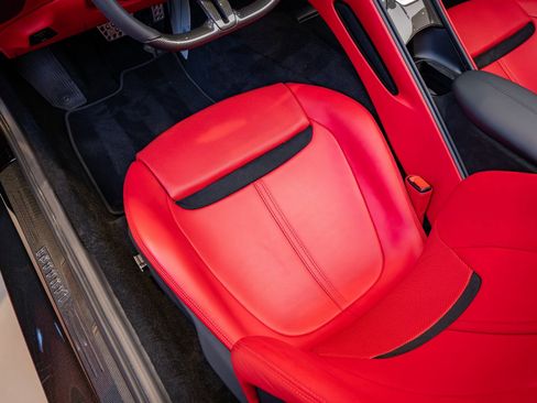 Used 2024 Ferrari Roma Spider image 12