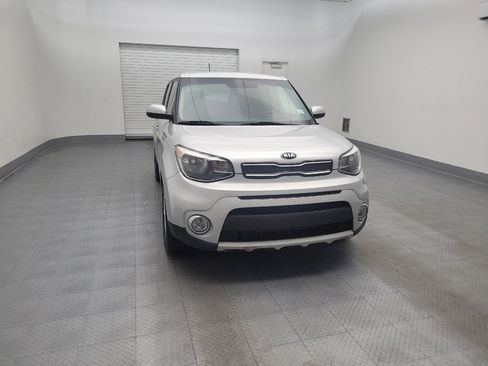 Used 2019 Kia Soul + image 14