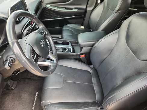 Used 2019 Hyundai Santa Fe Limited FWD image 9