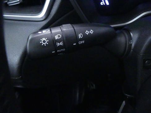 Used 2024 Toyota Corolla Cross AWD Hybrid image 16