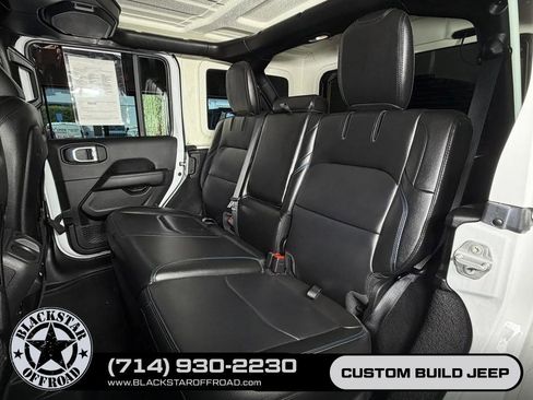 Used 2021 Jeep Wrangler Unlimited Rubicon 4xe w/ Steel Bumper Group AWD/4WD image 17