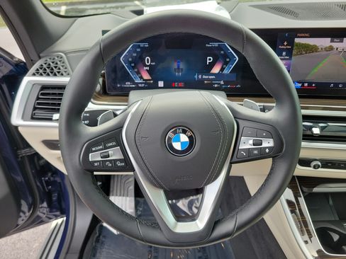 Used 2025 BMW X5 sDrive40i w/ Executive Package RWD image 28