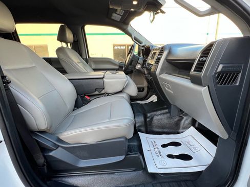 Used 2022 Ford F250 XL w/ Power Equipment Group AWD/4WD image 10