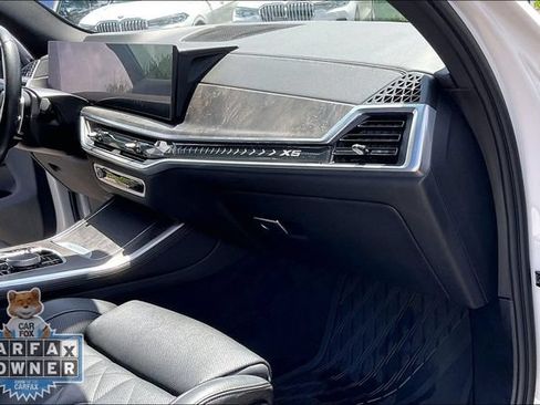 Used 2024 BMW X5 xDrive40i w/ Parking Assistance Package AWD/4WD image 15