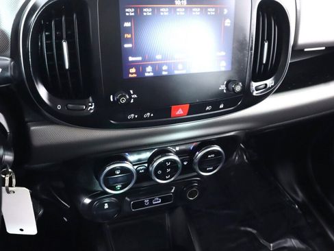 Used 2018 FIAT 500L Lounge image 14
