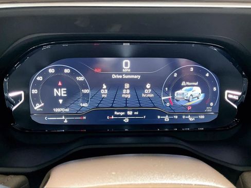 Used 2024 GMC Yukon Denali image 25