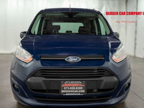 Used 2017 Ford Transit Connect XLT image 2