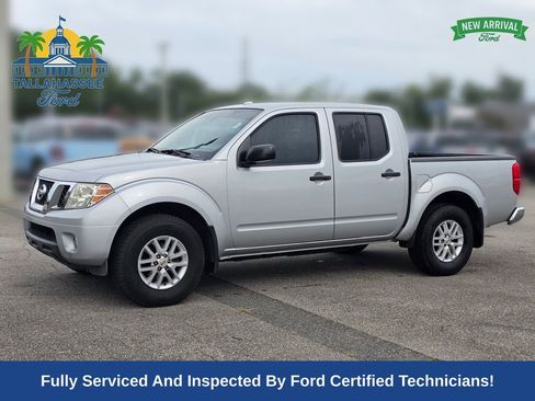 Used 2015 Nissan Frontier SV w/ SV Value Truck Package AWD/4WD image 1