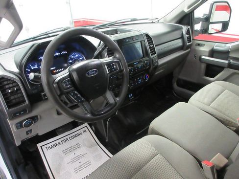 Used 2018 Ford F250 XLT w/ XLT Premium Package image 13