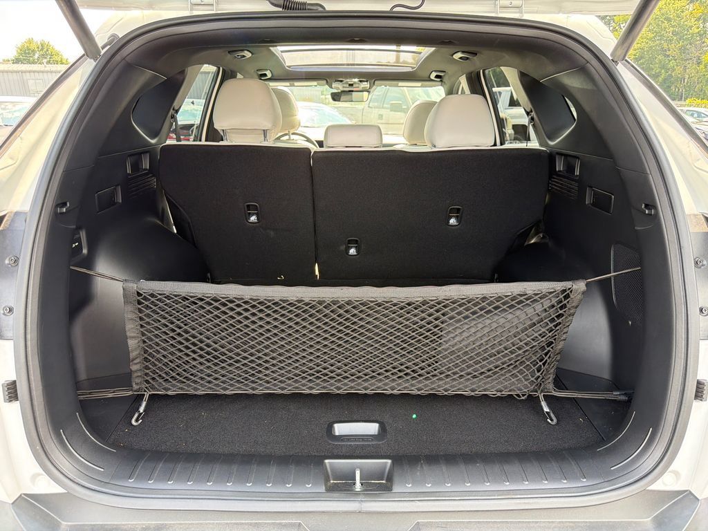 Used 2025 Hyundai Tucson Limited FWD image 22