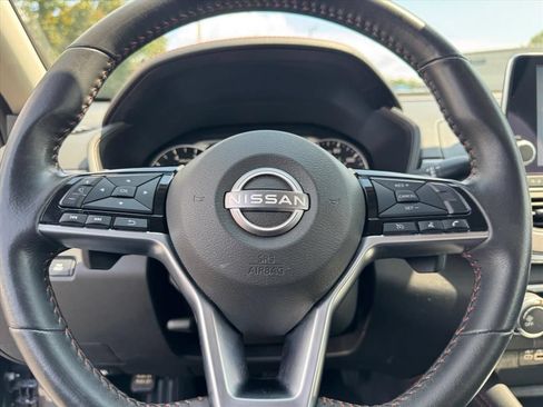 Certified 2025 Nissan Altima 2.5 SR FWD image 16