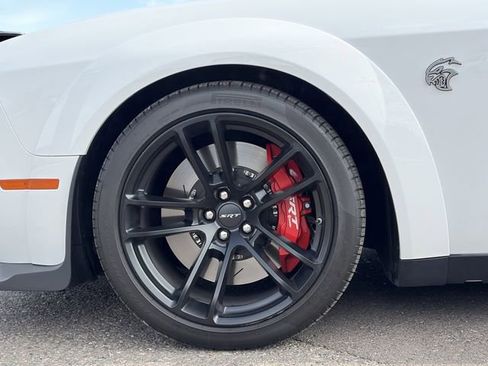Used 2022 Dodge Challenger SRT Hellcat RWD image 30