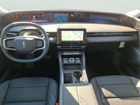 New 2026 Lincoln Nautilus Reserve w/ Jet Appearance Package image 10