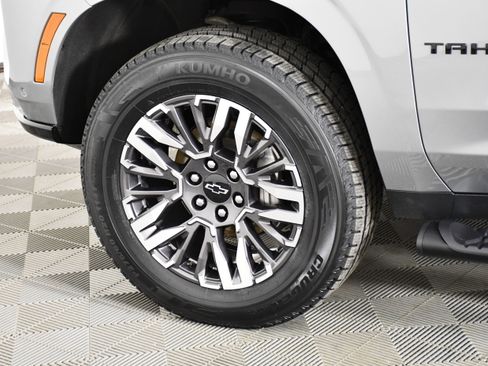 Used 2025 Chevrolet Tahoe Z71 AWD/4WD image 56
