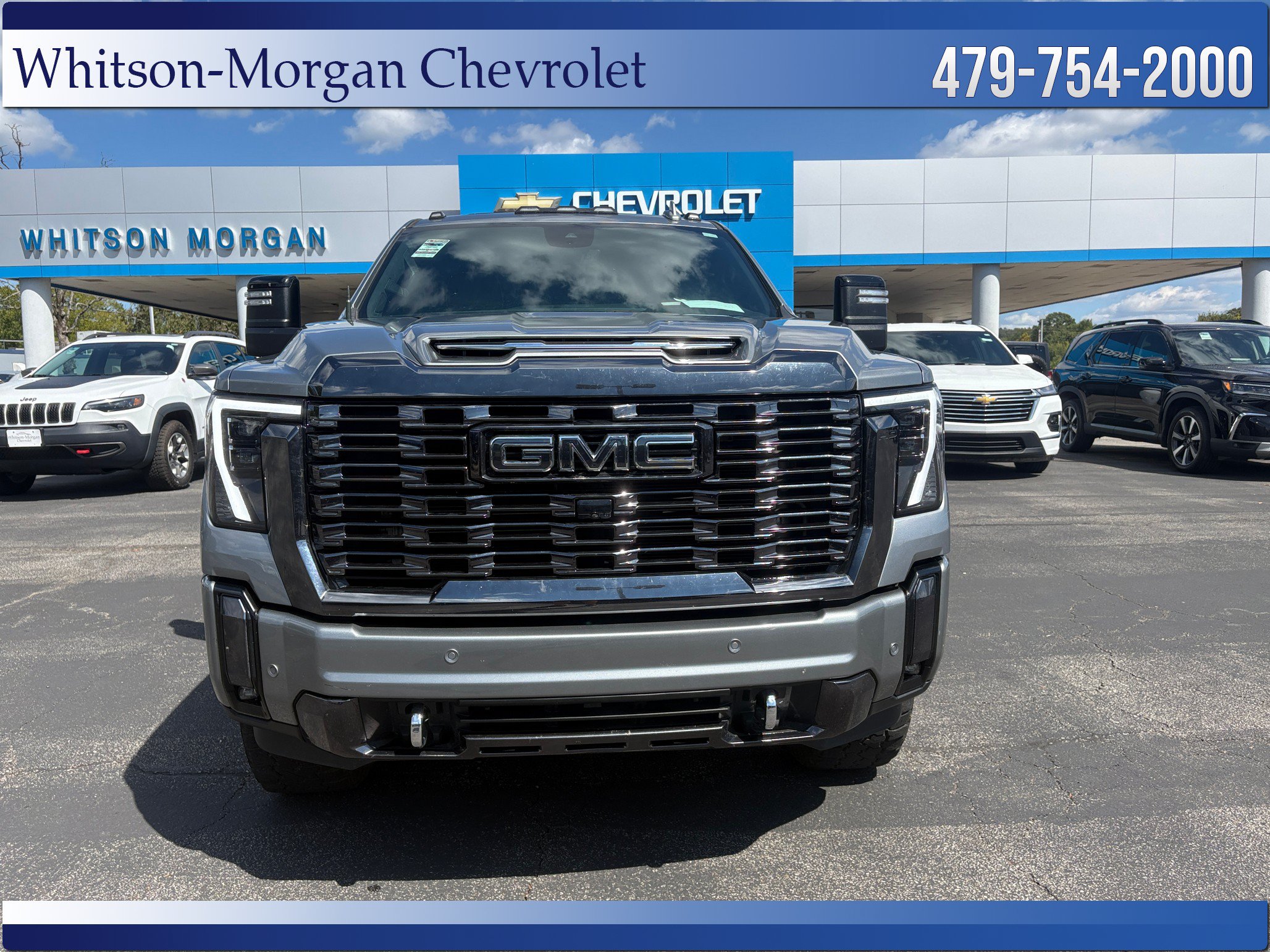 Used 2024 GMC Sierra 2500 Denali Ultimate AWD/4WD image 2