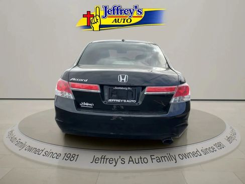 Used 2011 Honda Accord EX-L image 4