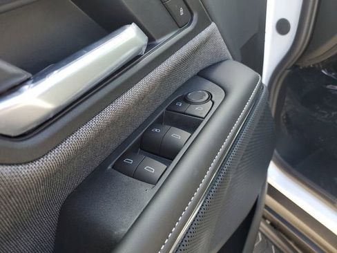 New 2026 GMC Sierra EV Elevation image 19