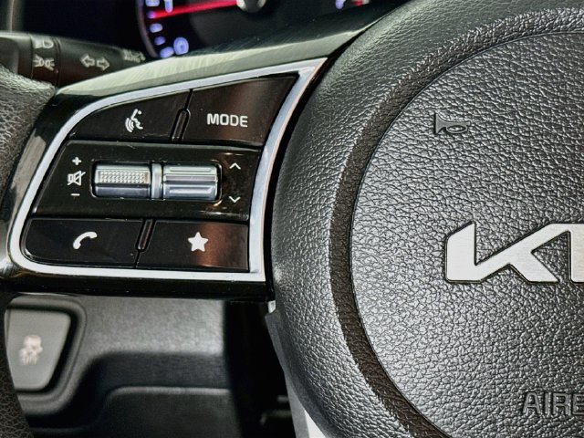 Used 2023 Kia Forte LX FWD image 11