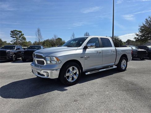 Used 2019 RAM 1500 Big Horn image 2