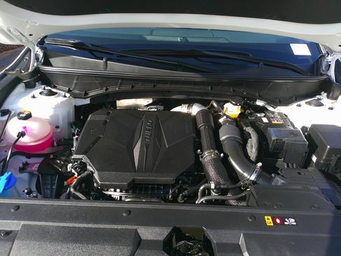 Used 2025 Hyundai Santa Cruz Limited image 35