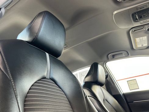 Used 2024 Toyota Camry SE FWD image 17