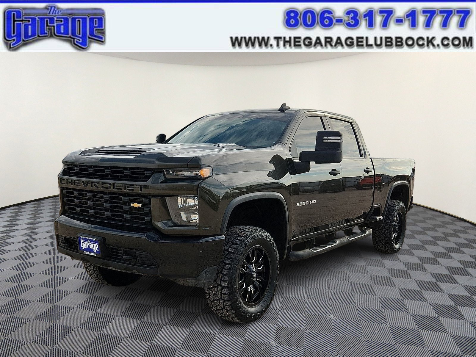 Used 2023 Chevrolet Silverado 2500 Custom w/ Custom Value Package AWD/4WD image 1
