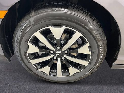 New 2026 Honda Odyssey EX-L image 10