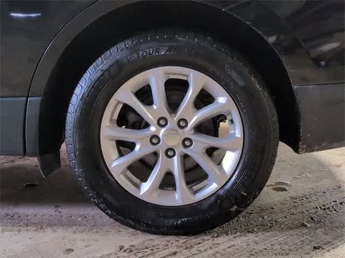 Used 2018 Chevrolet Equinox LT image 14
