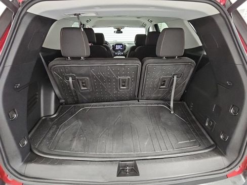 Used 2020 Chevrolet Traverse LT FWD image 34